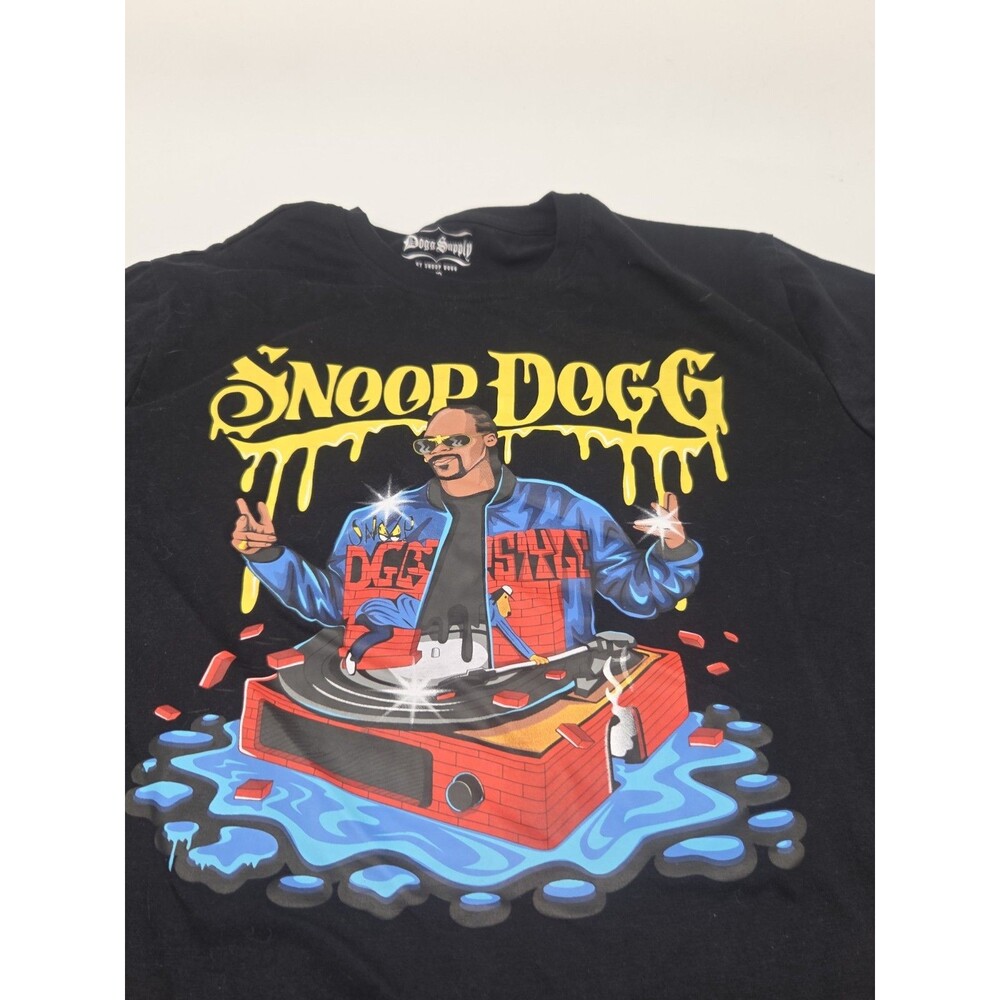 Rapper Snoop Dogg T-Shirt Doggy Style Dogg Supply Men's Size Large Graphic Shirt